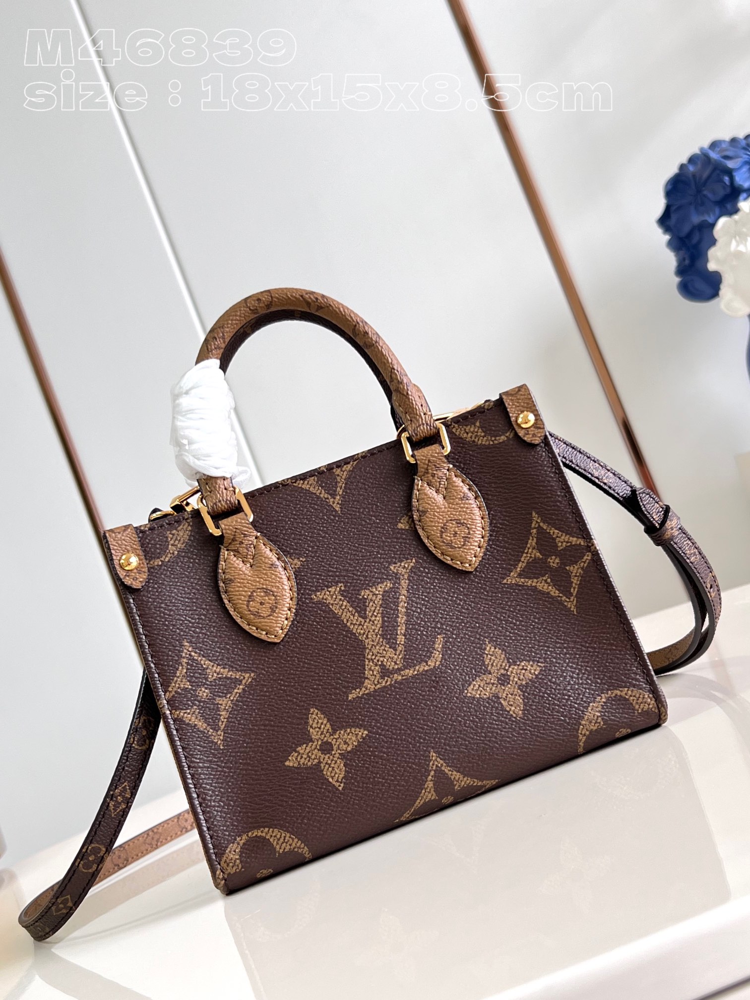 Louis Vuitton Shopping Bags